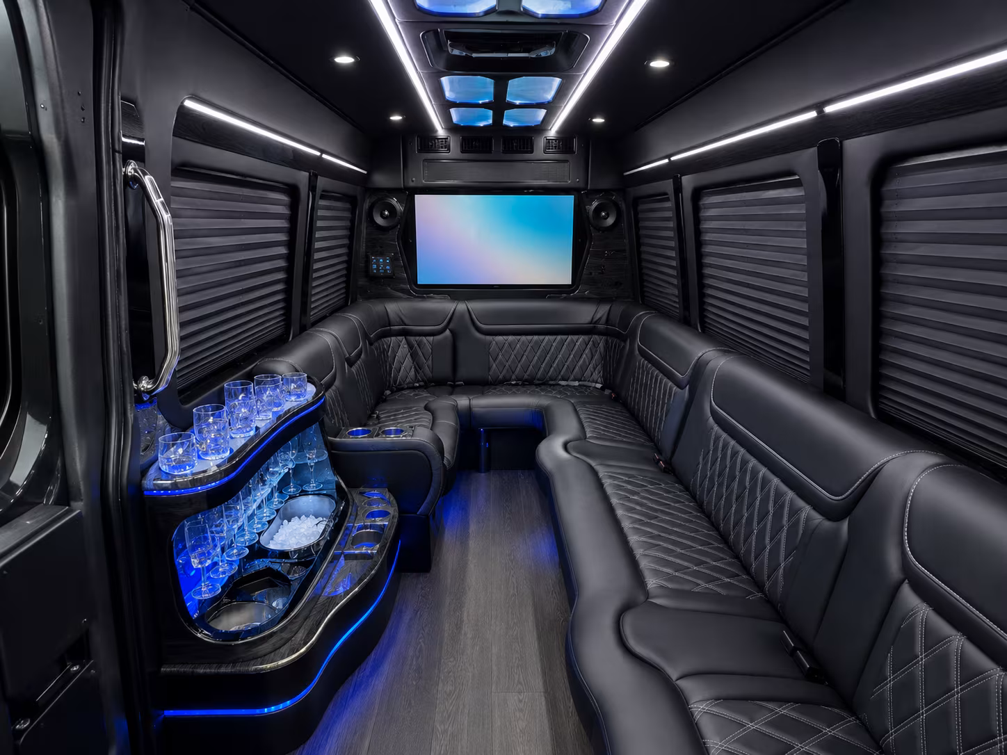 miami custom day trip and driving tour bus rentals