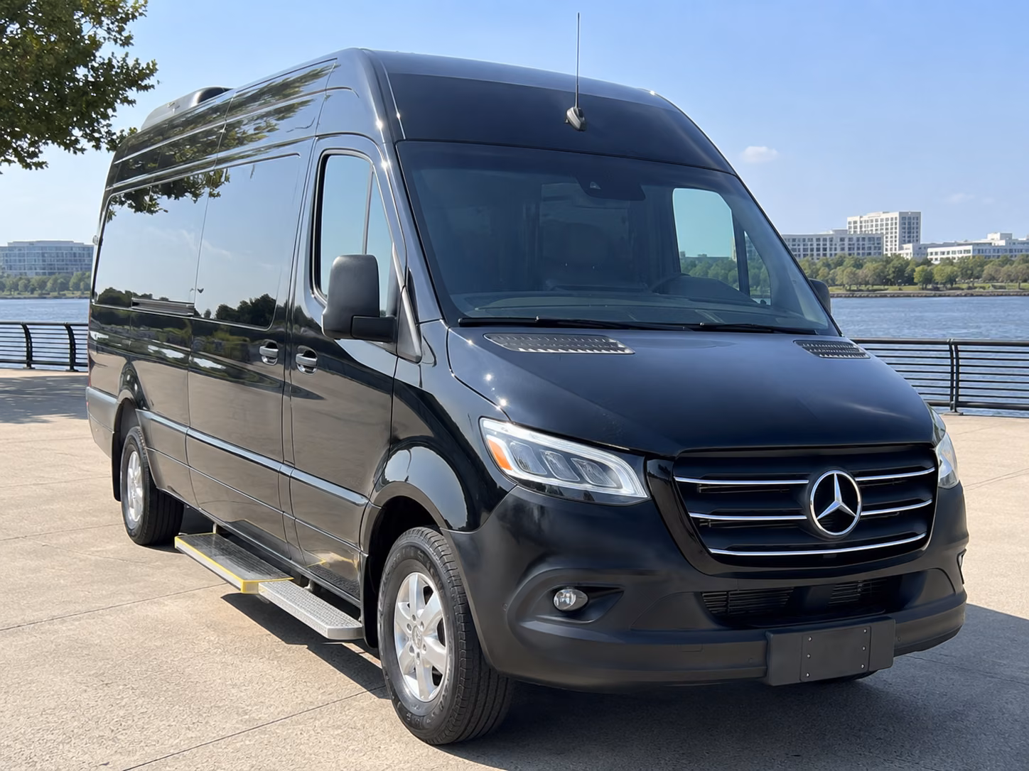 rent a bus for live music and private events around miami
